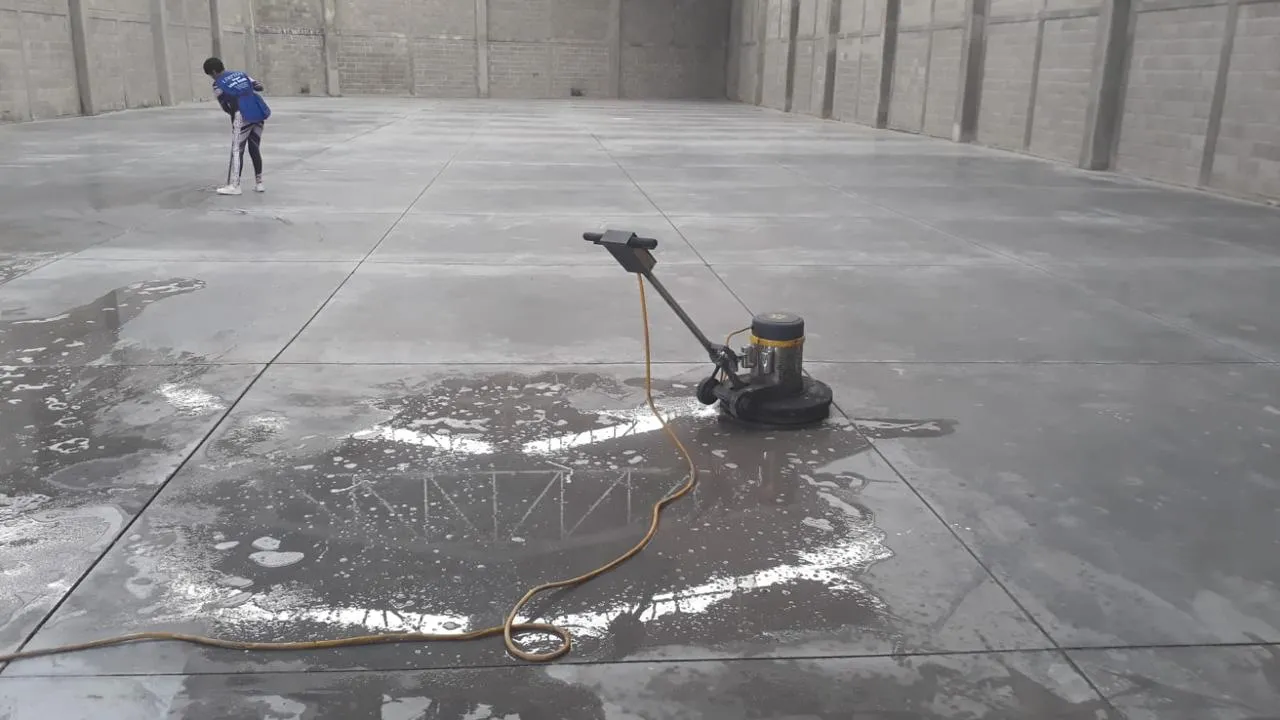 Servicio de limpieza MGCleanogar en gallery 150